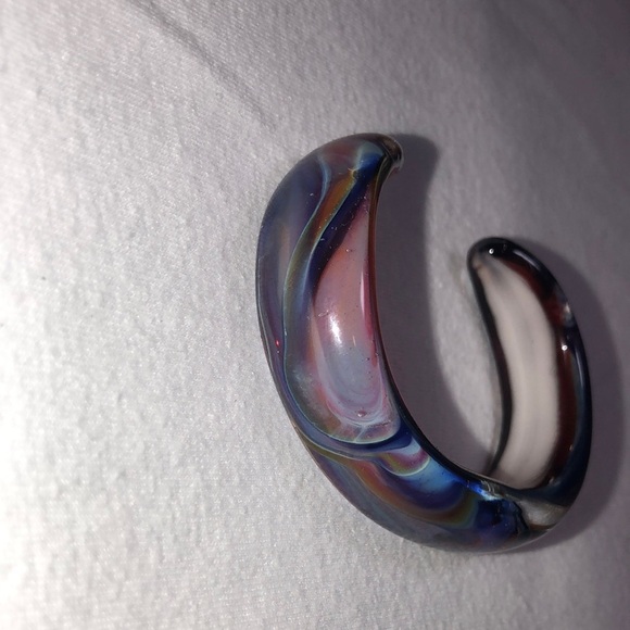 Signed Hand Blown Art Glass Swirl Cuff Bracelet - Picture 3 of 9